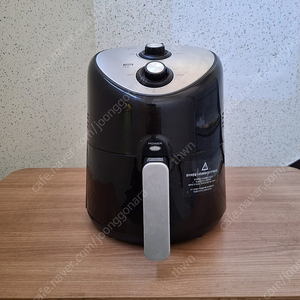 롯데 에어프라이어 LSF-801(블랙) 2,6L 판매합니다~~