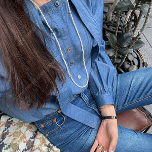 코스모폴리탄줄라이 데님 블라우스