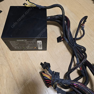 기가바이트 600w 파워 팝니다