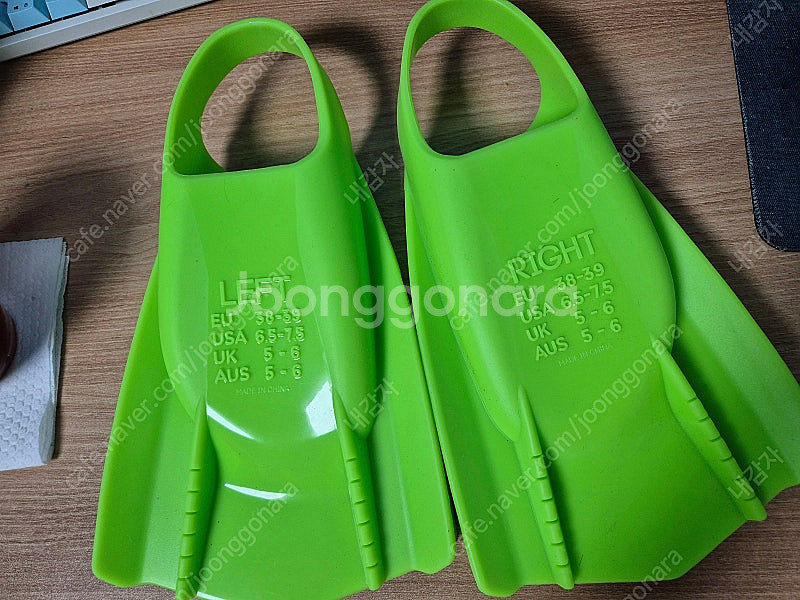 아레나 파워핀 프로 스타일 오리발 라임 EU--1