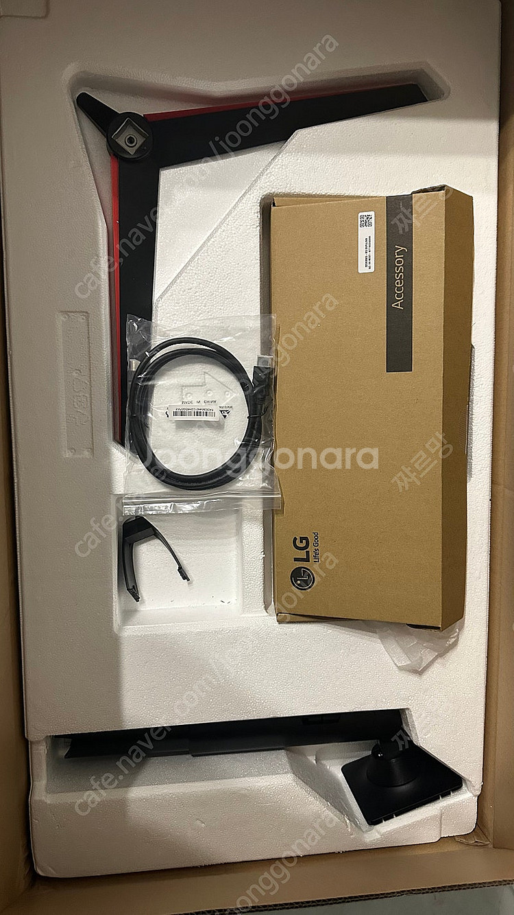 LG QHD 165hz 32인치 모니터(32gk850g)--1