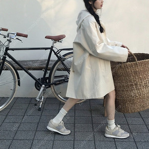 아카이브제이투유 미니 하프 트렌치 코트 / 베이델리 프렌치오브 슬로우앤드 니어웨어 98도씨 메리어라운드 디어먼트 에드모어 영앤리치 애니원모어 케이클럽 리얼옐로우 메이비베이비