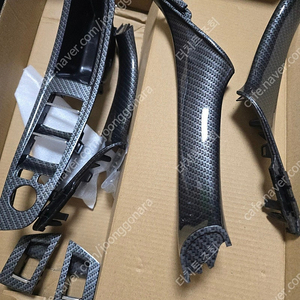 bmw f10 5시리즈 도어 카본패턴 내장제 팝니다.