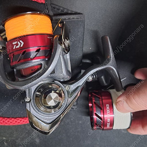 낚시릴 다이와 엑셀러 RV 2500 스피닝릴 중고, 실사용 1번입니다