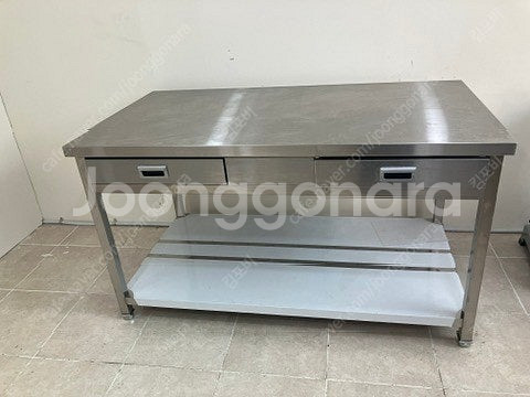 실사용 10회 미만! 거의 새 제품!! 스테인리스 성형작업대--0