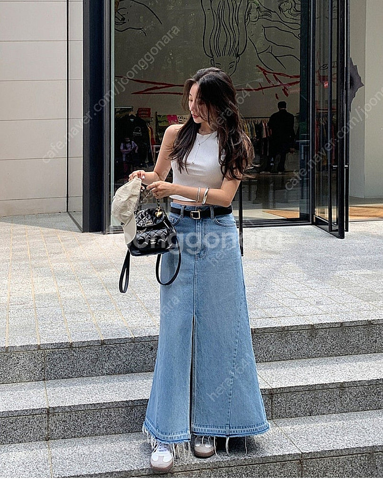 칙스라벨 H 슬릿 콘데님 롱스커트--0