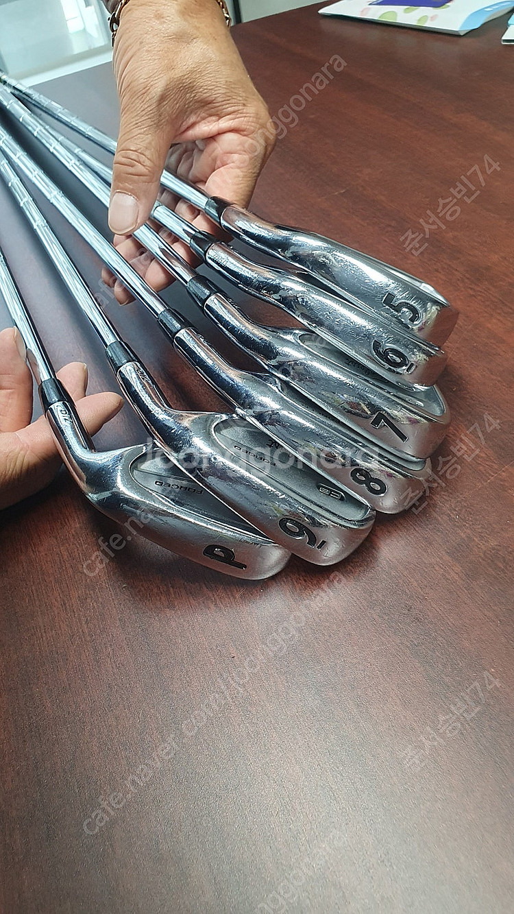 타이틀리스트 정품 710CB 다이나믹골드 S200 P~5번 아이언(A급) 팝니다.--3