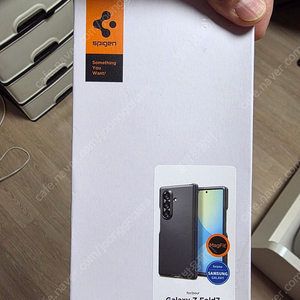 슈피겐 터프아머 프로 케이스 (갤럭시 Z 폴드7 용)