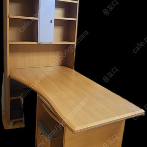 원목 책상과 책장 나눔