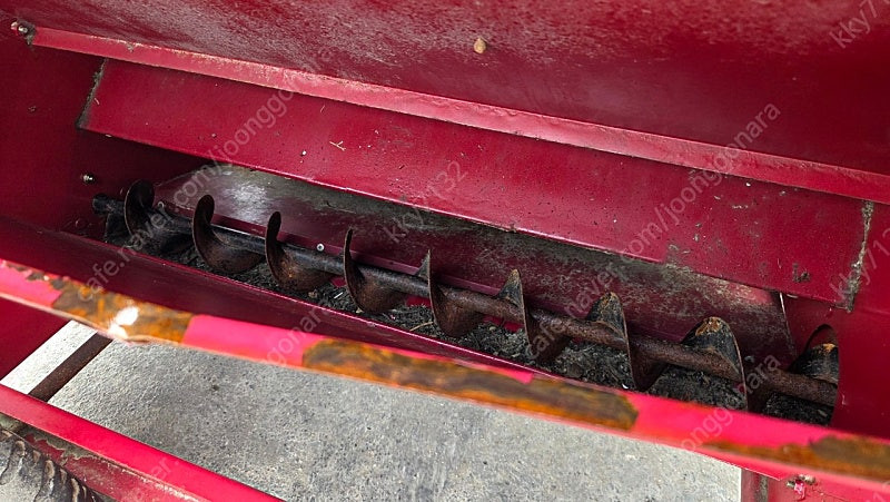 엔진식 콩탈곡기--3