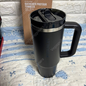 스탠리 퀜처 프로투어 플립스트로 30온즈(887ml), 블랙색상 새제품 #텀블러