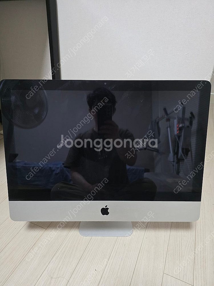2011아이맥 21.5인치 판매합니다.--0