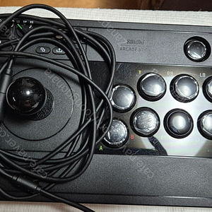 8Bitdo Arcade Stick for Xbox Series X|S, Xbox One and Windows 10 (Black)