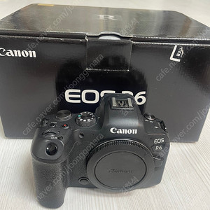 캐논 EOS R6 130만원에 저렴히 판매합니다. 셔터카운트 26000, RF 35mm f 1.8, 컨트롤링 어댑터, 고독스 V1 플래시
