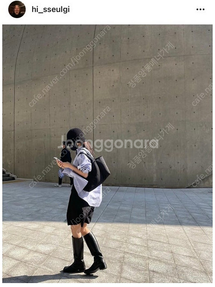 코스 패디드 쇼퍼백 숄더백 패딩백 정품 블랙 중고--1