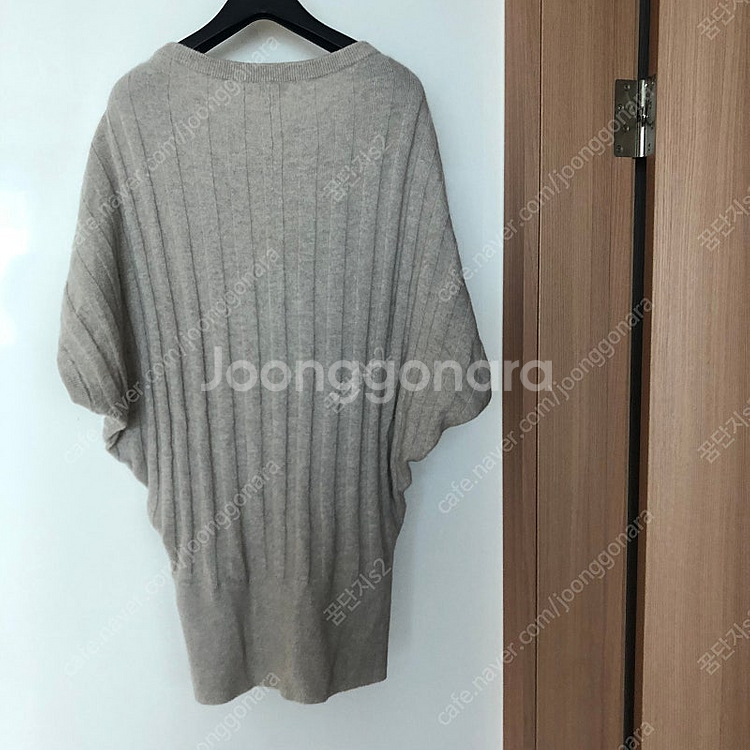 클럽모나코 날다람쥐 오버핏 박시 캐시미어100 럭셔리 니트 출근룩--6