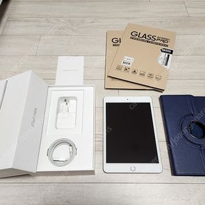 아이패드미니5 WIFI+셀룰러 64GB(실버) 풀박스 상태최상
