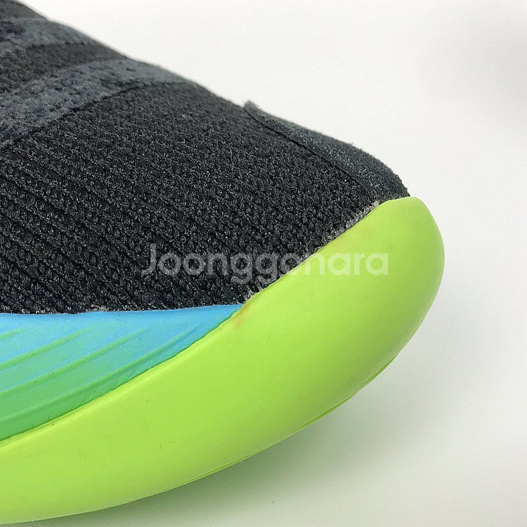 아디다스 트레이영 2.0 농구화 신발 운동화 남성285 판매합니다--4