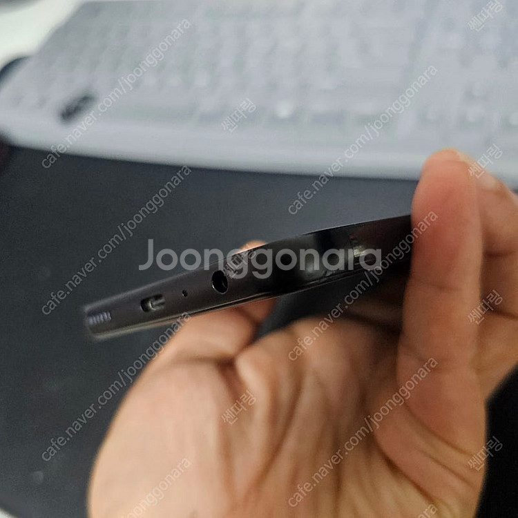 갤럭시A24 블랙 128GB 7만원 팝니다.--2