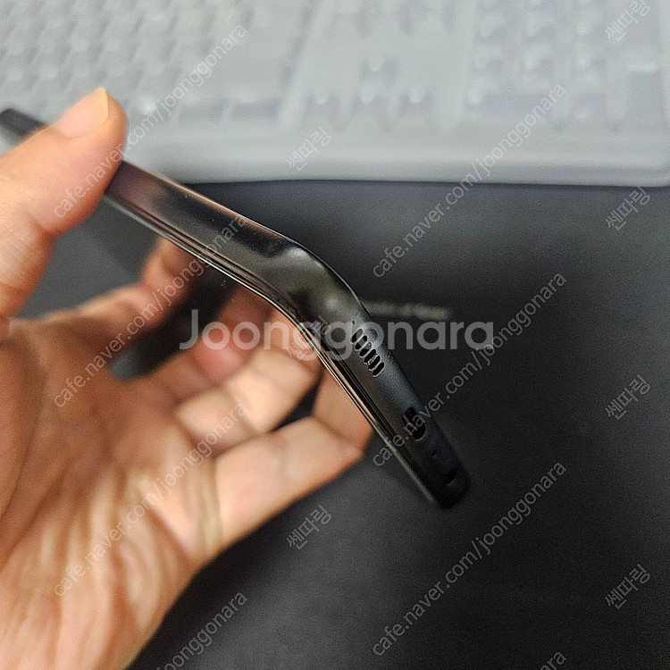 갤럭시A24 블랙 128GB 7만원 팝니다.--4