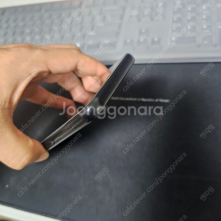 갤럭시A24 블랙 128GB 7만원 팝니다.--7