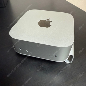 맥미니 2024 M4 16GB 2TB 판매합니다.