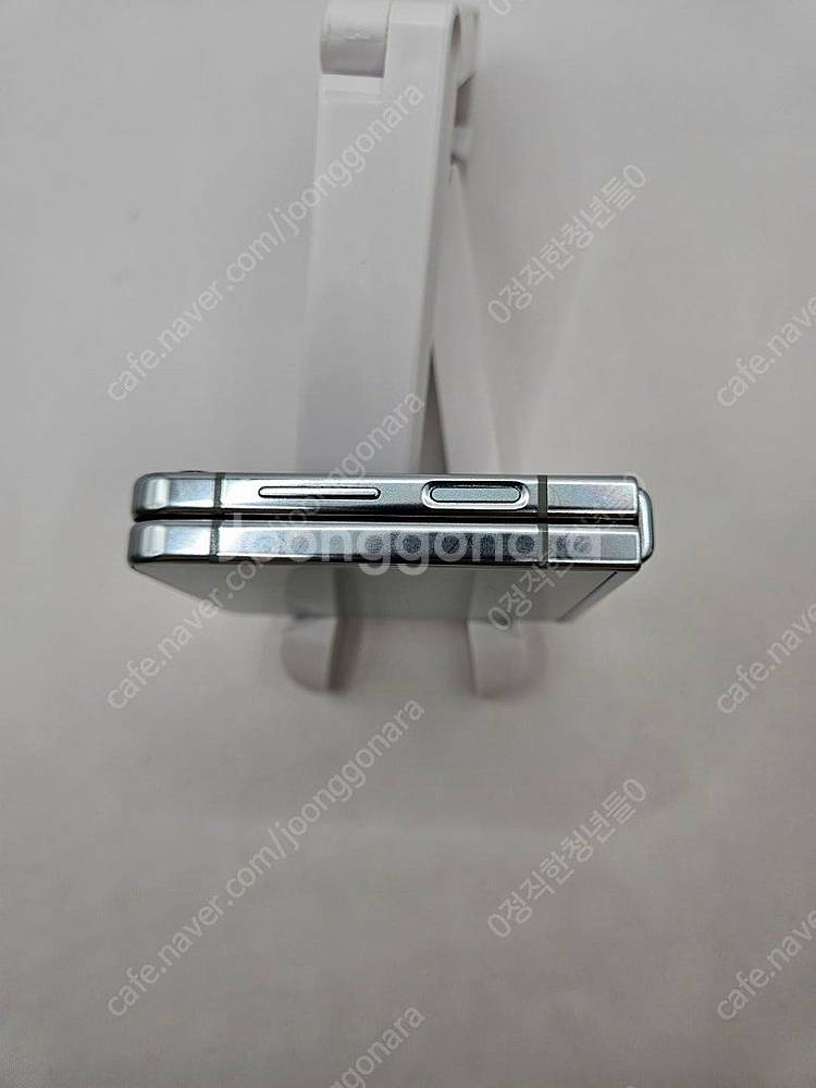 ●특가● 갤럭시Z플립5 256GB 중고폰,공기계 33만--6