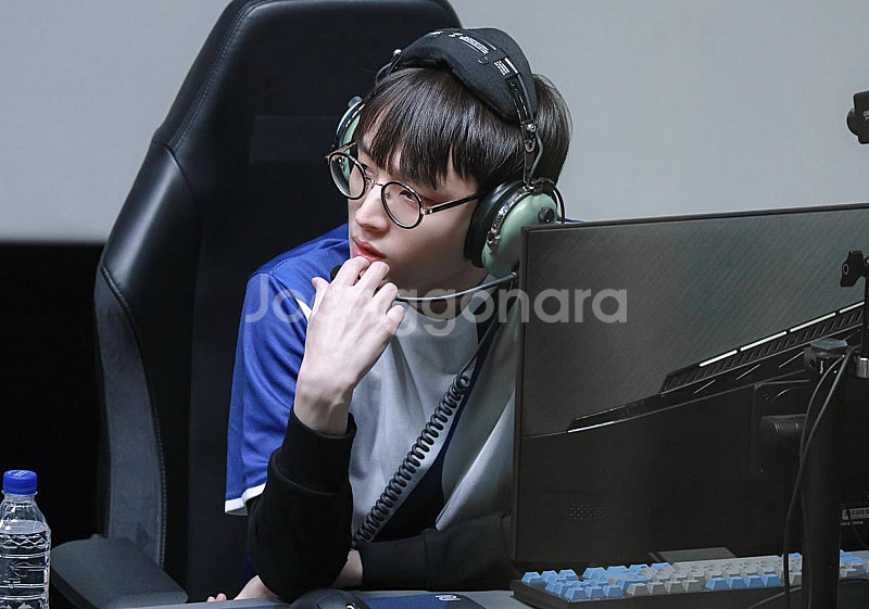 프로게이머 이스포츠 경기 전문 헤드폰 데이빗 헤드셋 오...--0