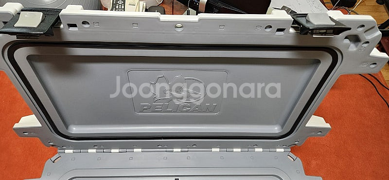 펠리칸 아이스박스 70QT 66L--2