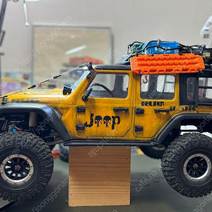 yk4102 v1 RC카 루비콘 바디 도색