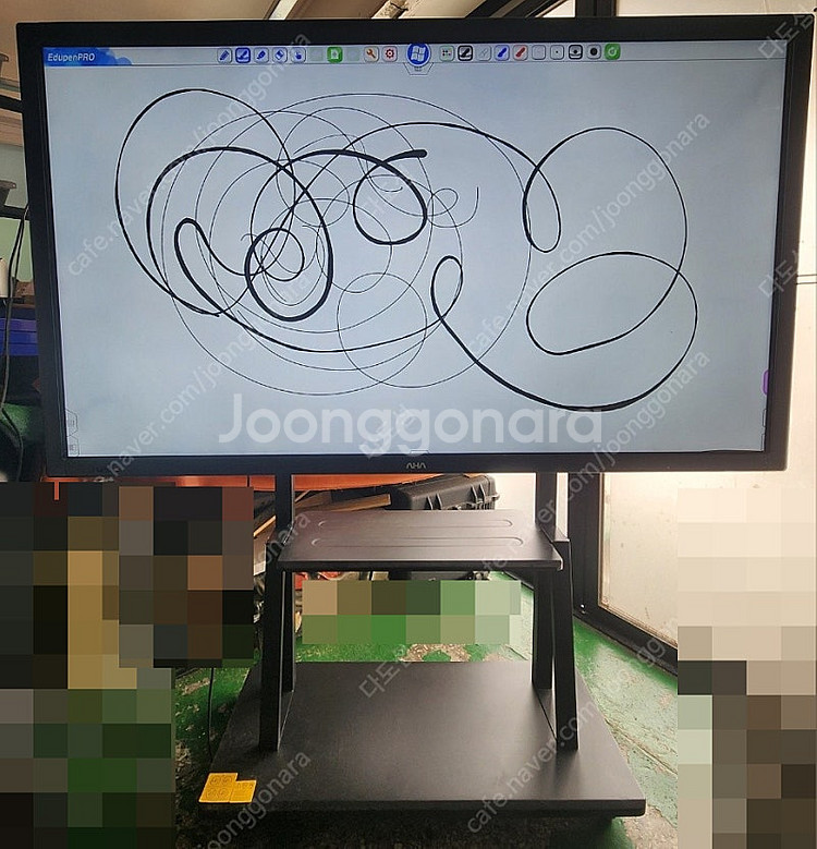 QLED급 선명한 대형 전자칠판 84인치--0