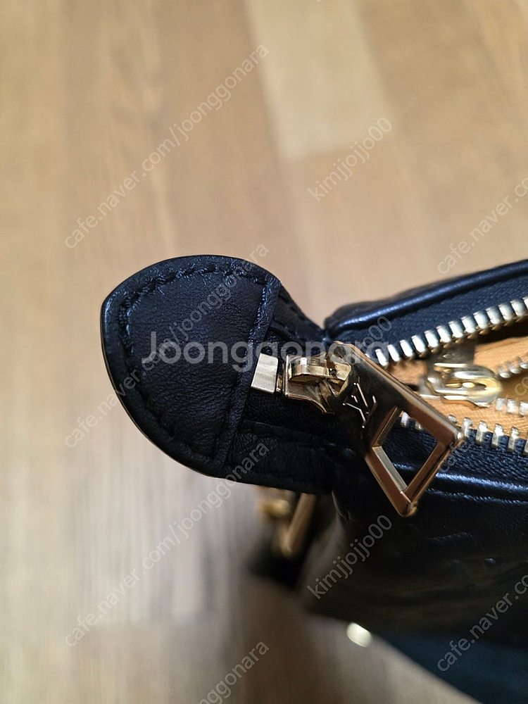 루이비통 쿠상mm 블랙 팝니다--3