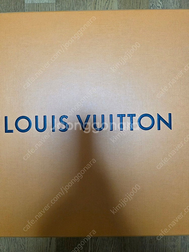 루이비통 쿠상mm 블랙 팝니다--9