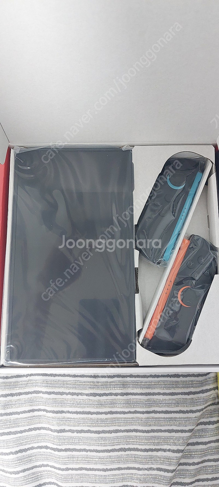 닌텐도 스위치2 본체와 SD익스프레스 256gb 판매합...--1