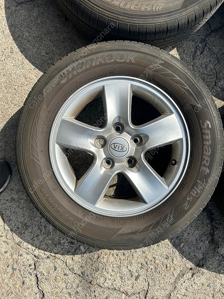 현대 기아 순정 15인치 휠타이어 로체 아반떼 오피러스 카렌스 소나타 등 이미지