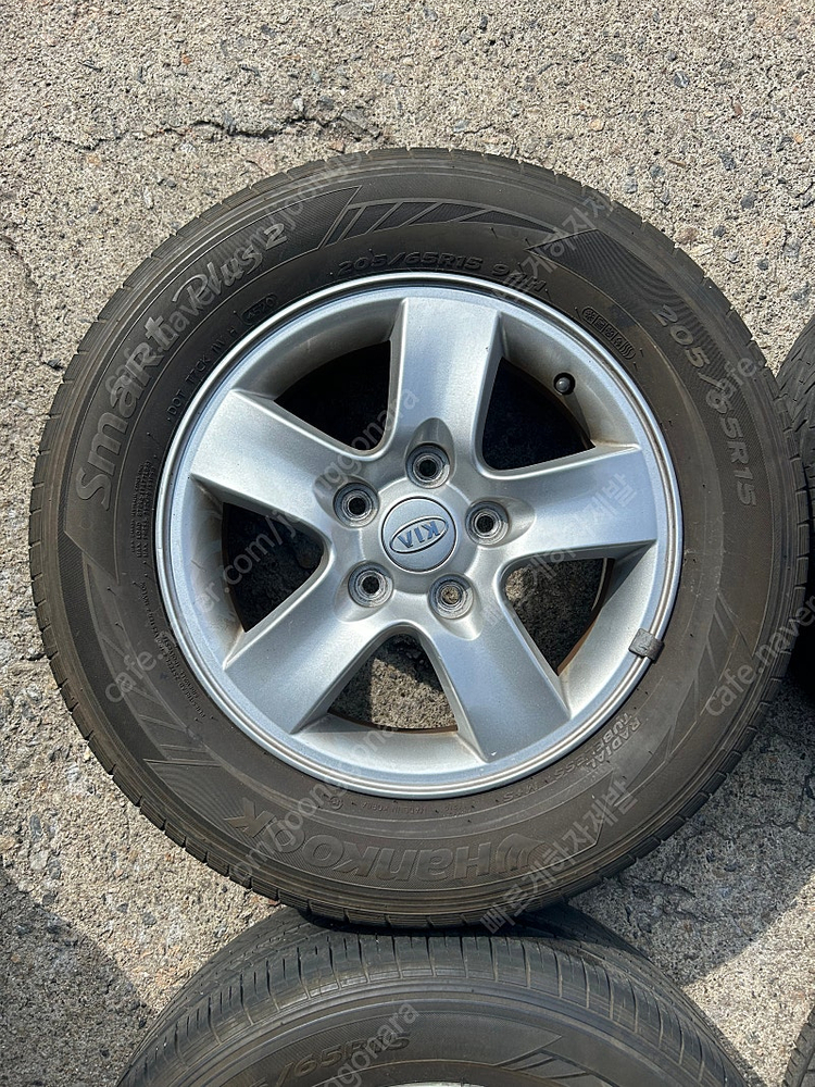 현대 기아 순정 15인치 휠타이어 로체 아반떼 오피러스 카렌스 소나타 등 이미지