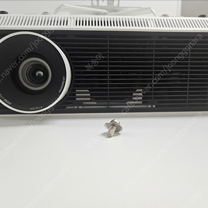 LG 빔프로젝터 (BU50NST) 중고 팝니다.