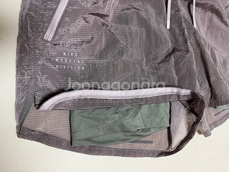 나이키 런닝 디비전 2 in 1 반바지(L사이즈)--2