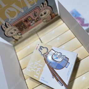 [팝마트] 라부부 이니셜키링 (온라인구매 정품) 판매합니다 :)