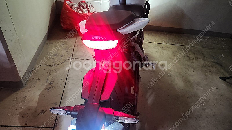 혼다 CB125R 판매합니다.--1