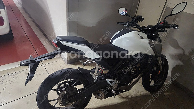 혼다 CB125R 판매합니다.--2
