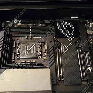 ASUS Z690 HERO 메인보드 판매합니다.