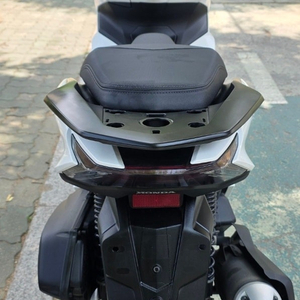 혼다 PCX 합리적인 가격에 팔아요.