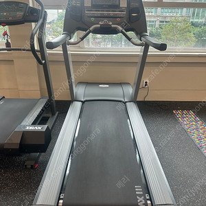 디랙스 런닝머신 레돈