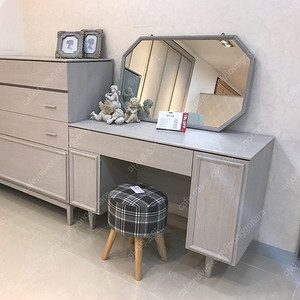 리바트 클로드화장대&리바트 클로드팔각거울 상태깨끗