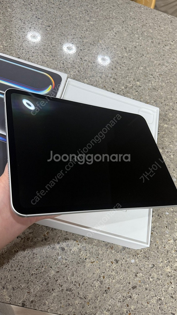 아이패드 프로 M4 11인치 256GB 단순개봉--3