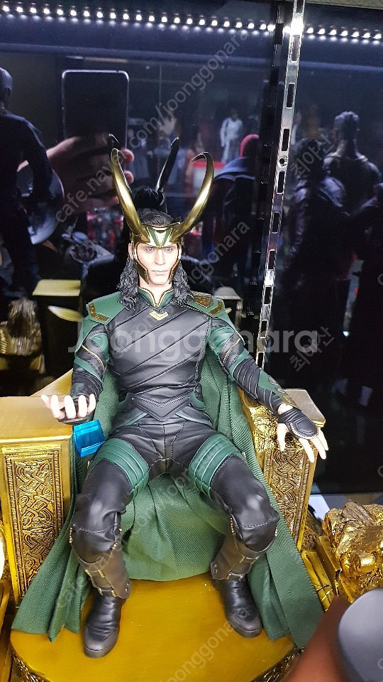 핫토이(인피로키,dx17,마크50,마크7, DX14, 카모텀블러,가모라2,욘두디럭스),영채신1,아이미니미 찰리채플린...--2