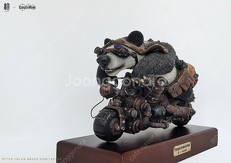 핫토이(인피로키,dx17,마크50,마크7, DX14, 카모텀블러,가모라2,욘두디럭스),영채신1,아이미니미 찰리채플린...--0