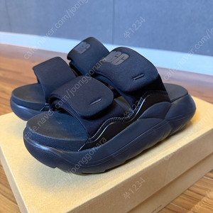 어그 키높이 슬리퍼 샌들 UGG W La Alto Stitch 230 플랫폼 슬리퍼 샌들