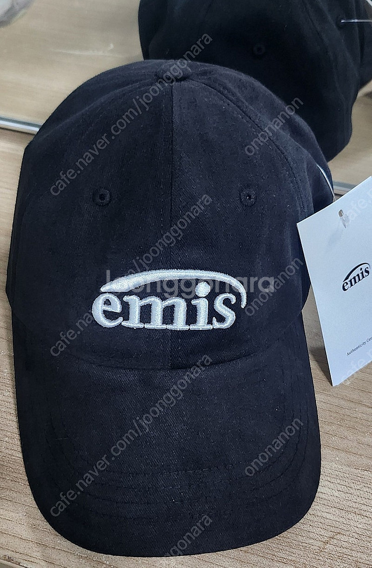 emis 볼캡 블랙 새상품 (택포)--1